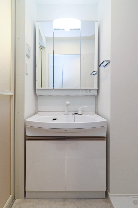 洗面設備　朝の身支度には欠かせない独立洗面化粧台