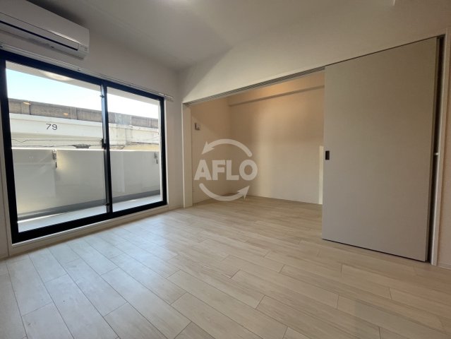 居室・リビング　シャテーニュ上本町　リビング