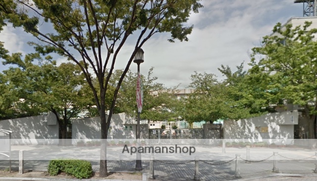 小学校　熊野小学校（小学校）まで521m