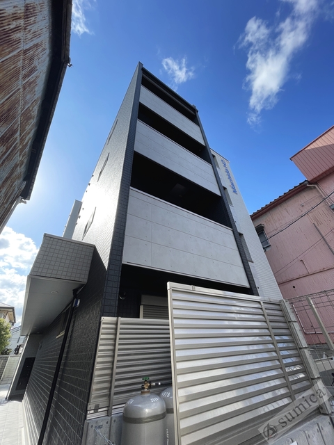 建物外観　人気のデザイナーズメーカー施工