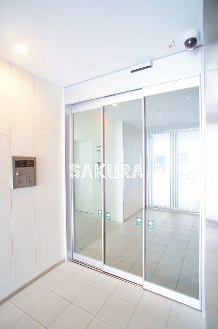 セキュリティ　女性の方でも安心のモニター付きオートロック♪