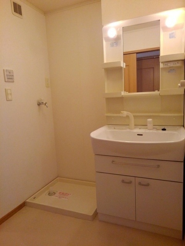 洗面設備　図面と現状に相違がある場合には現状を優先