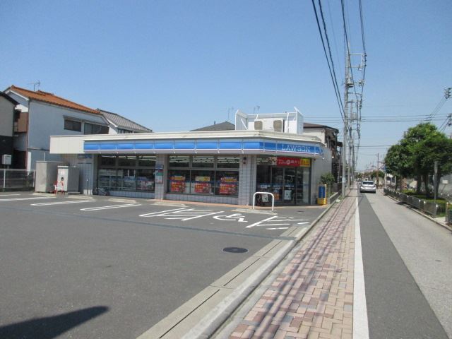 コンビニ　ローソン（コンビニ）まで310m