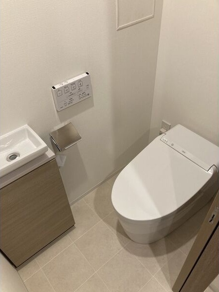 トイレ　図面と現状が異なる場合は現状優先となります。