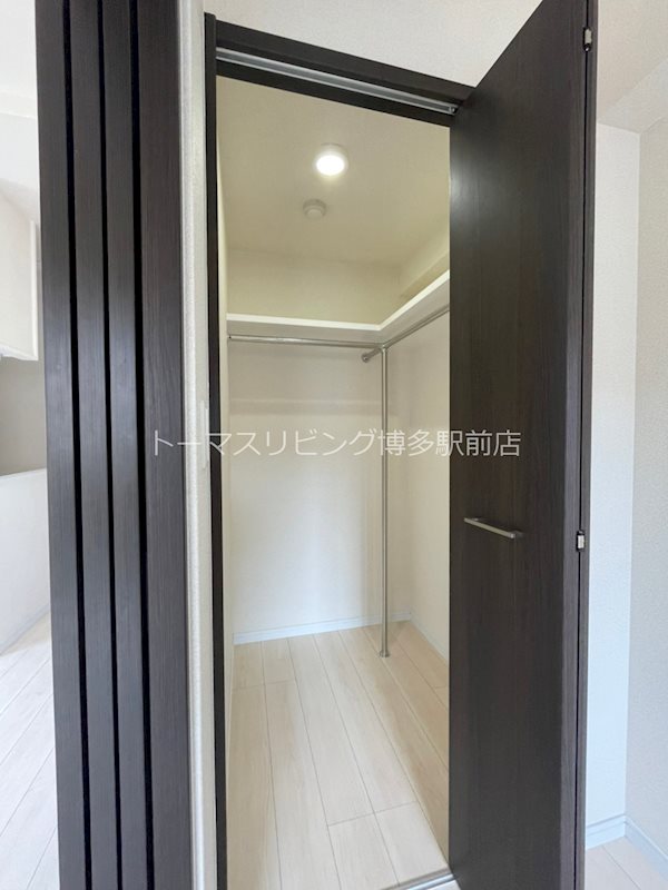 収納　※別号室の参考写真になります。