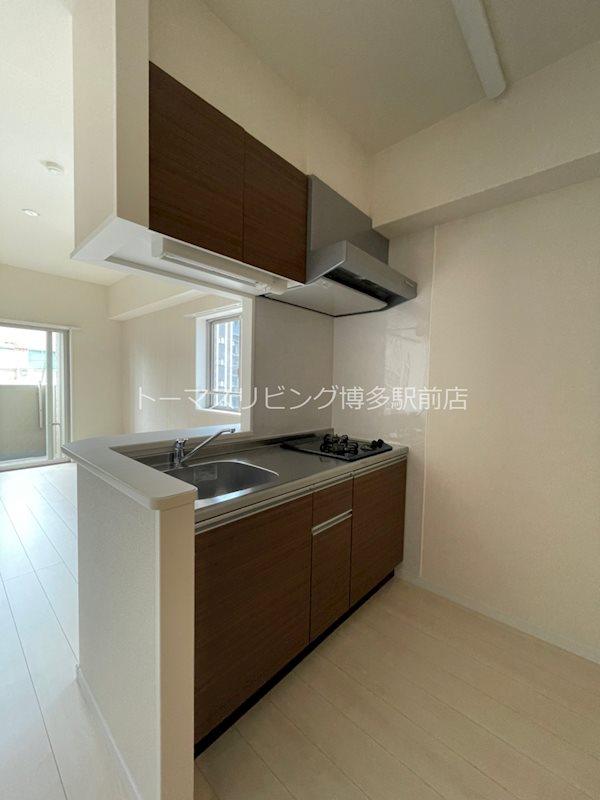 キッチン　※別号室の参考写真になります。