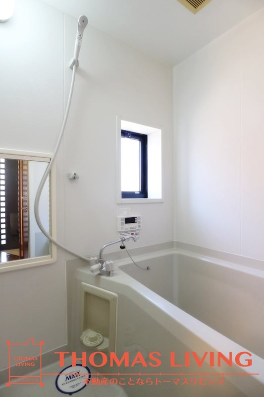 バス・シャワールーム　※写真を準備中のため、同物件の別室写真をご参照ください。