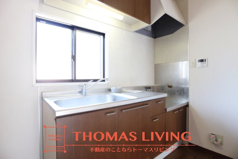 キッチン　※写真を準備中のため、同物件の別室写真をご参照ください。