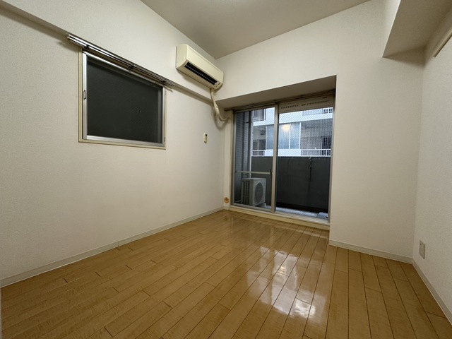 居室・リビング　別部屋参考写真です