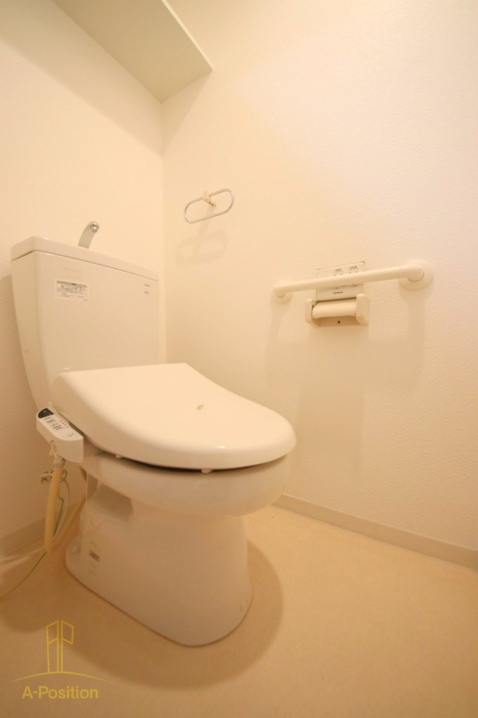 トイレ　ソシオ心斎橋