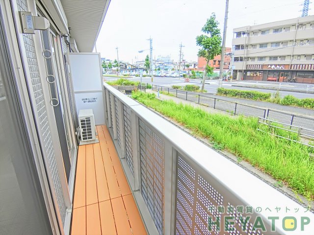 バルコニー　南向きバルコニー（同仕様写真）