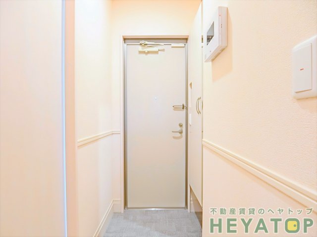 玄関　シューズボックス付き玄関（同仕様写真）