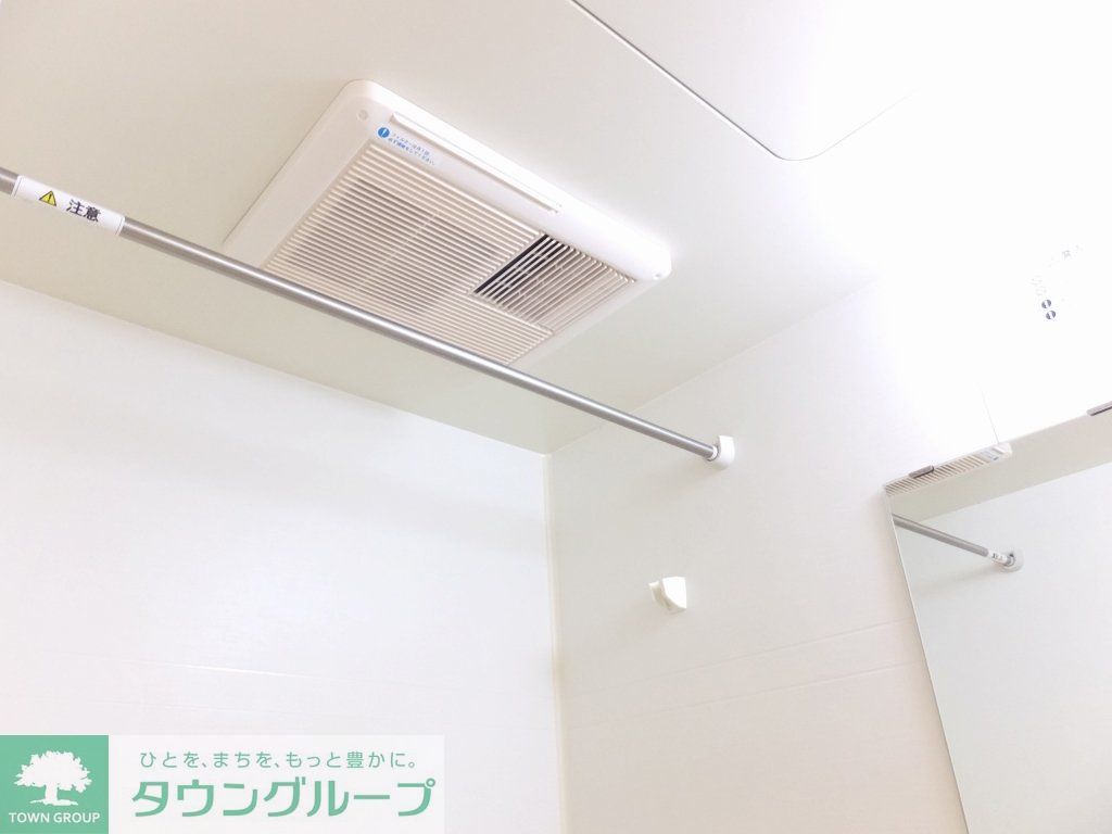 その他　浴室換気乾燥機付きなので雨の日のお洗濯も安心です。