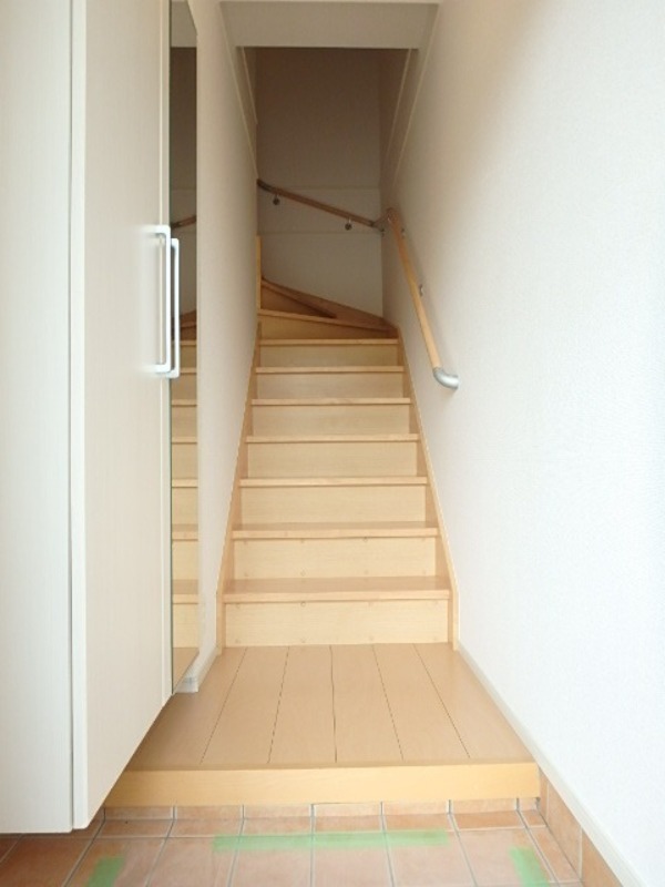 玄関　図面と現状に相違がある場合には現状を優先