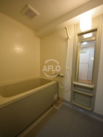 バス・シャワールーム　シャトー南船場　浴室