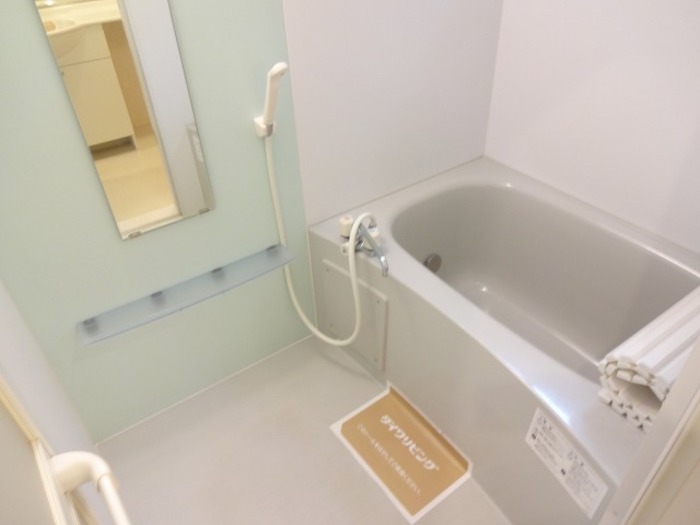 バス・シャワールーム　お風呂です