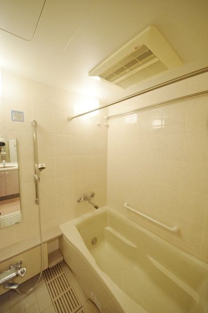 バス・シャワールーム　お問い合わせはタウンガウジンまで