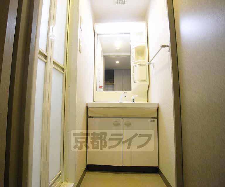 洗面設備　洗面所です。