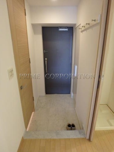 玄関　※参考写真※