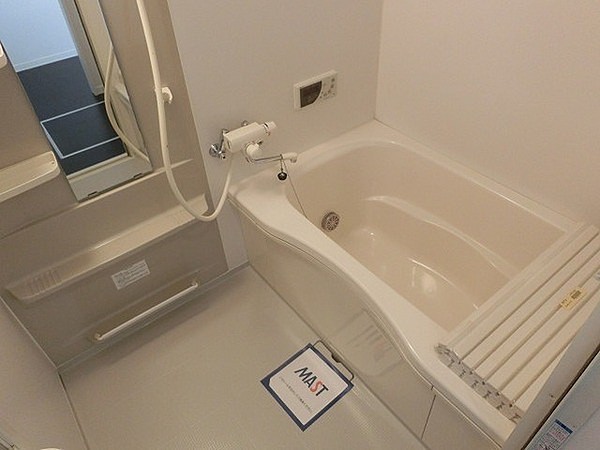 バス・シャワールーム　お風呂で日々の疲れを落としましょう