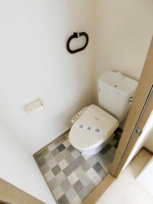 トイレ　図面と現状に相違がある場合には現状を優先