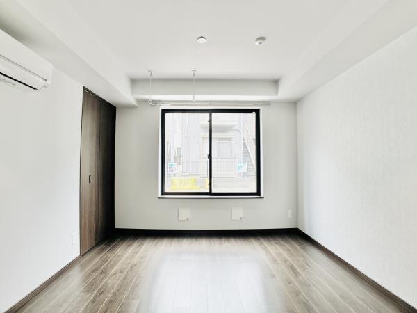 居室・リビング　居間です