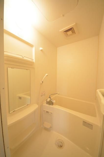 バス・シャワールーム　♪サッパリ爽快バスタイム！♪