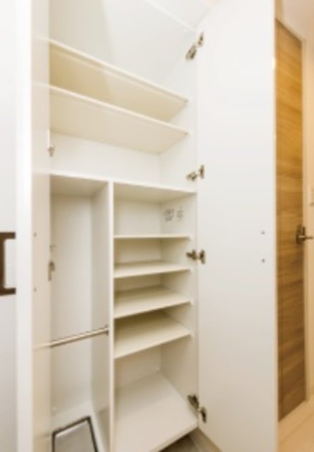 玄関　同施工会社