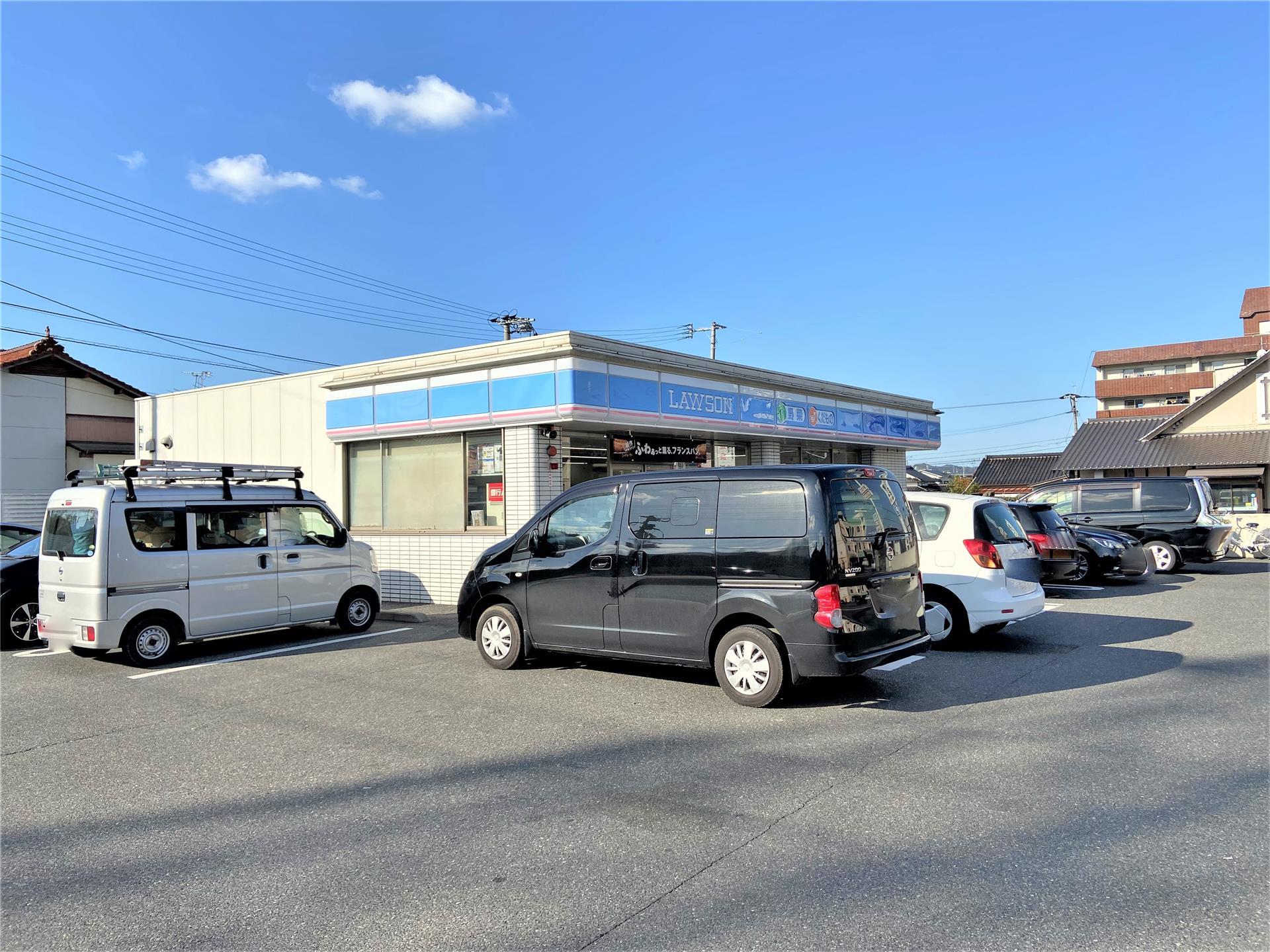 コンビニ　ローソン小倉徳吉西店（コンビニ）まで600m