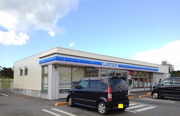 コンビニ　ローソンうるま川崎店（コンビニ）まで850m
