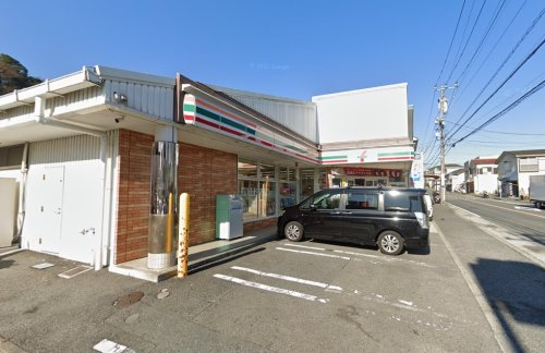 コンビニ　セブンイレブン 横須賀野比店（コンビニ）まで451m