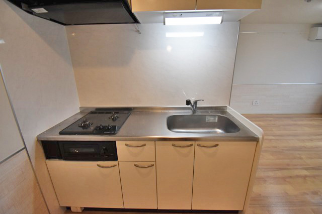 キッチン　人気の独立システムキッチンタイプです！