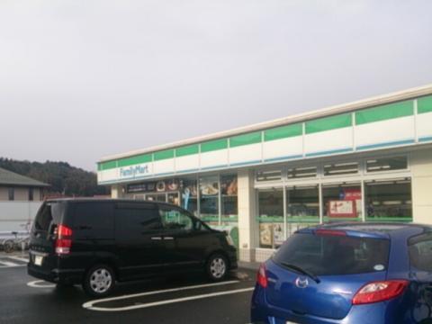 コンビニ　ファミリーマート古志原五丁目店（コンビニ）まで445m