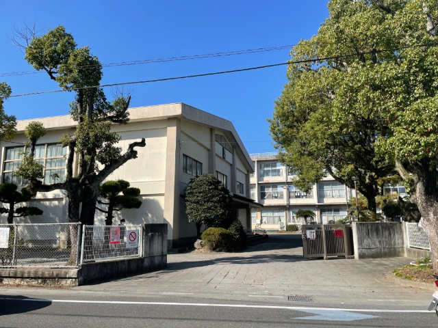 小学校　静岡市立千代田小学校（小学校）まで1550m