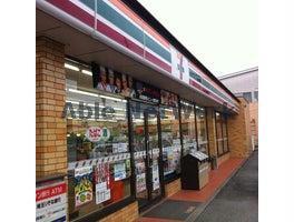 コンビニ　セブンイレブン行田藤原2丁目店（コンビニ）まで647m
