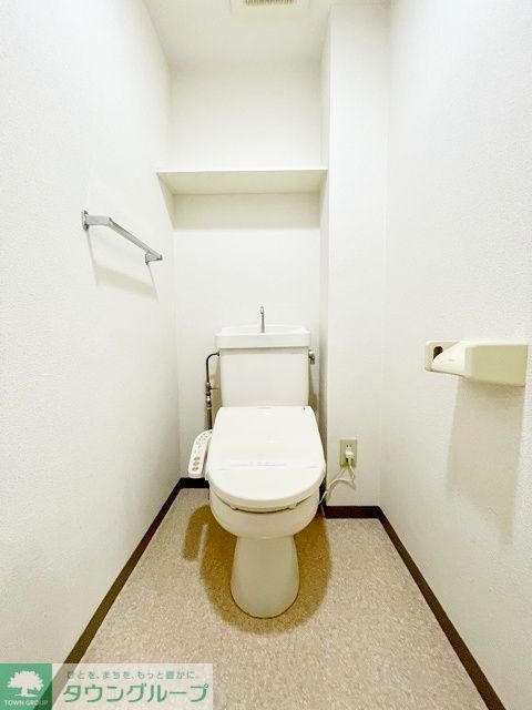 トイレ　303号室参考写真となります。