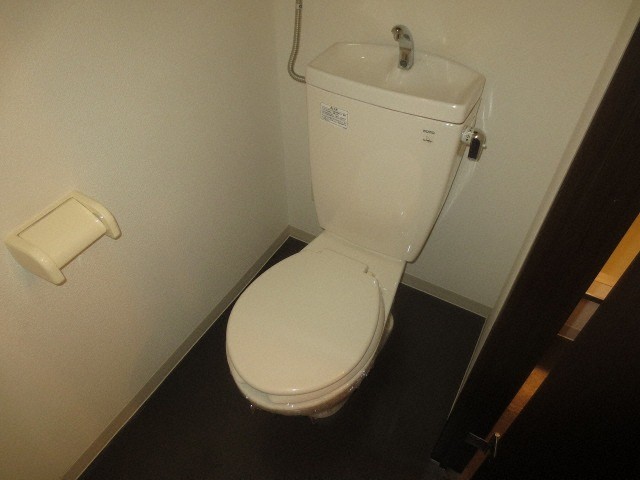 トイレ　清潔感のあるトイレです
