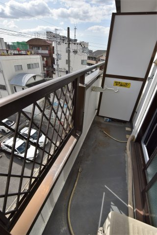 バルコニー　同物件、類似間取りのイメージ写真です。
