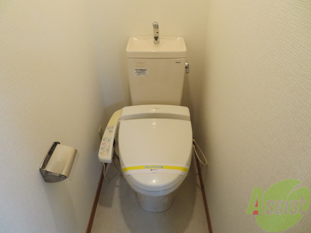 トイレ　各機能付きの便利なトイレなので、安心してご利用いただけます。