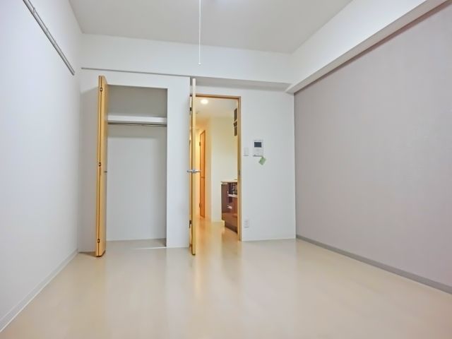 その他部屋・スペース　★アクセントクロスの7.5帖フローリング★