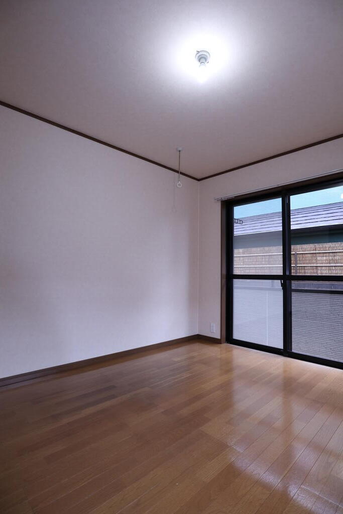 居室・リビング　1階角部屋です☆