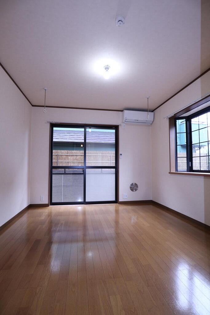 居室・リビング　洋室7帖のお部屋です★