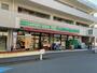 コンビニ　ローソンストア100川崎登戸店（コンビニ）まで743m