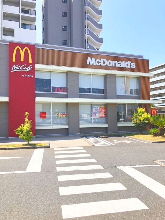 飲食店　マクドナルド八潮駅前店（飲食店）まで100m