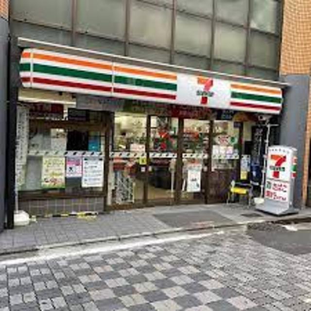 コンビニ　セブンイレブン京都堀川塩小路南店（コンビニ）まで159m