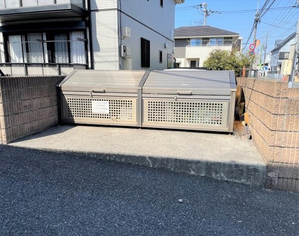 その他　専用ゴミ置き場