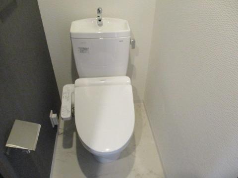 トイレ　シャワー付トイレ