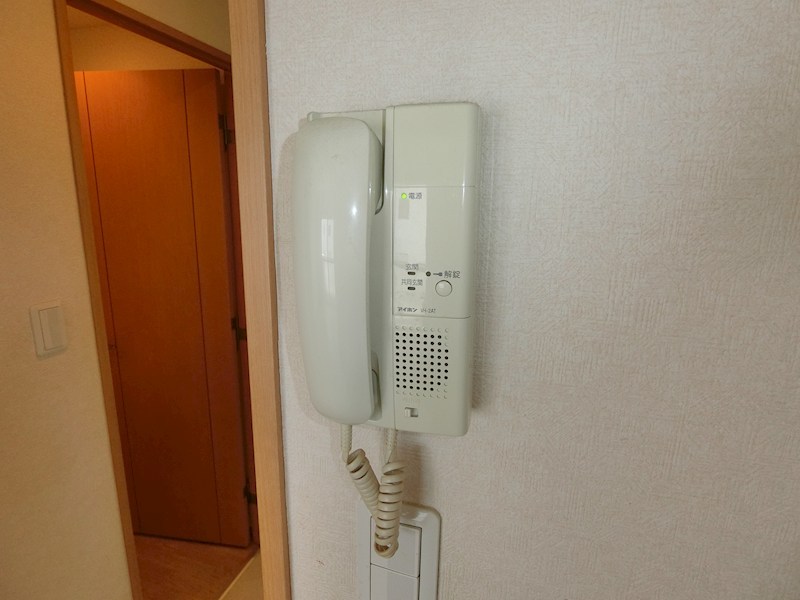 セキュリティ　※別部屋の写真です。