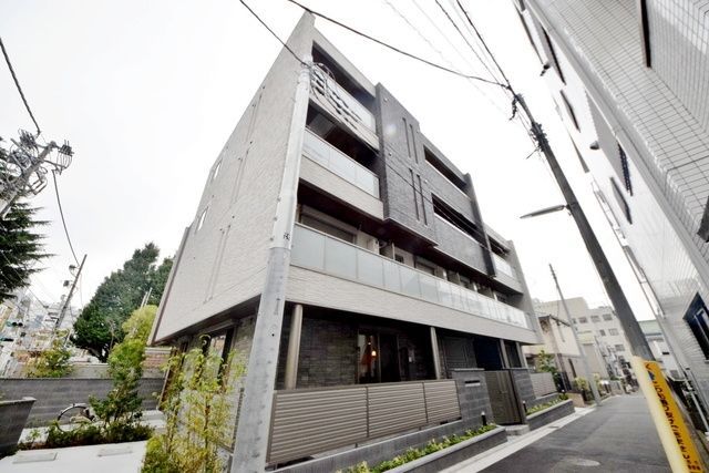 建物外観　お問い合わせはタウンハウジングまで