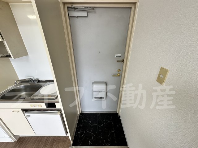 玄関　収納もある玄関です